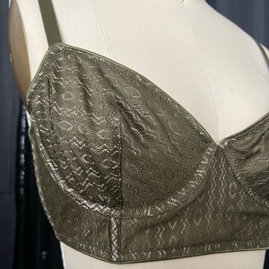 Victoria’s Secret Olive Green Lace Bralette 34D